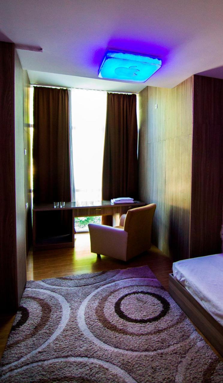 Hotel Borjomi Aisi Bagian luar foto